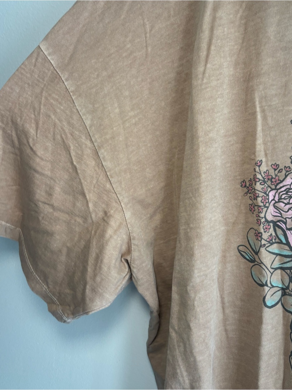 American Eagle Skeleton Graphic Shirt - Picture 3 of 6
